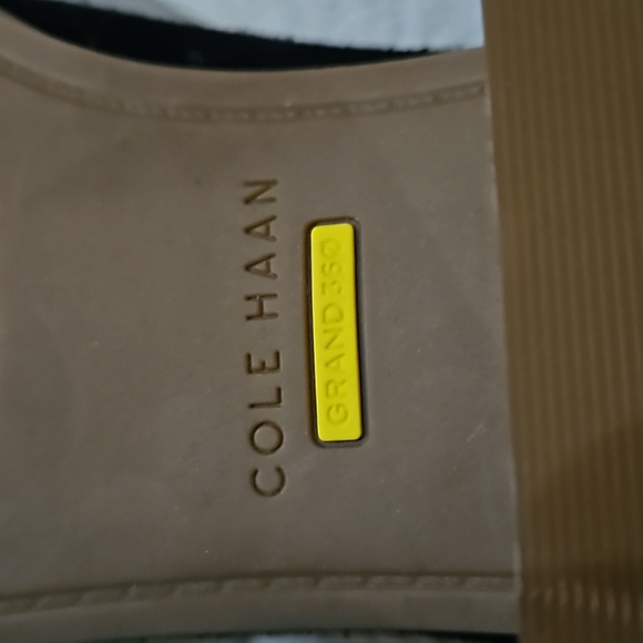 Cole Haan Val Bootie Grand Series Black Suede Block Heel Pointed Toe Size 9C NWT - Picture 10 of 16